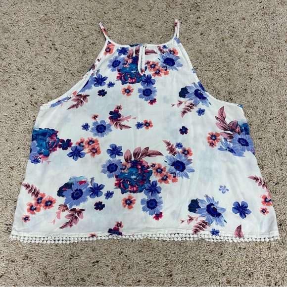 Large floral tank top - Picture 2 of 9